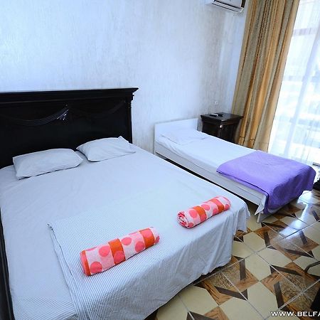 Hotel Belfast باتومي المظهر الخارجي الصورة